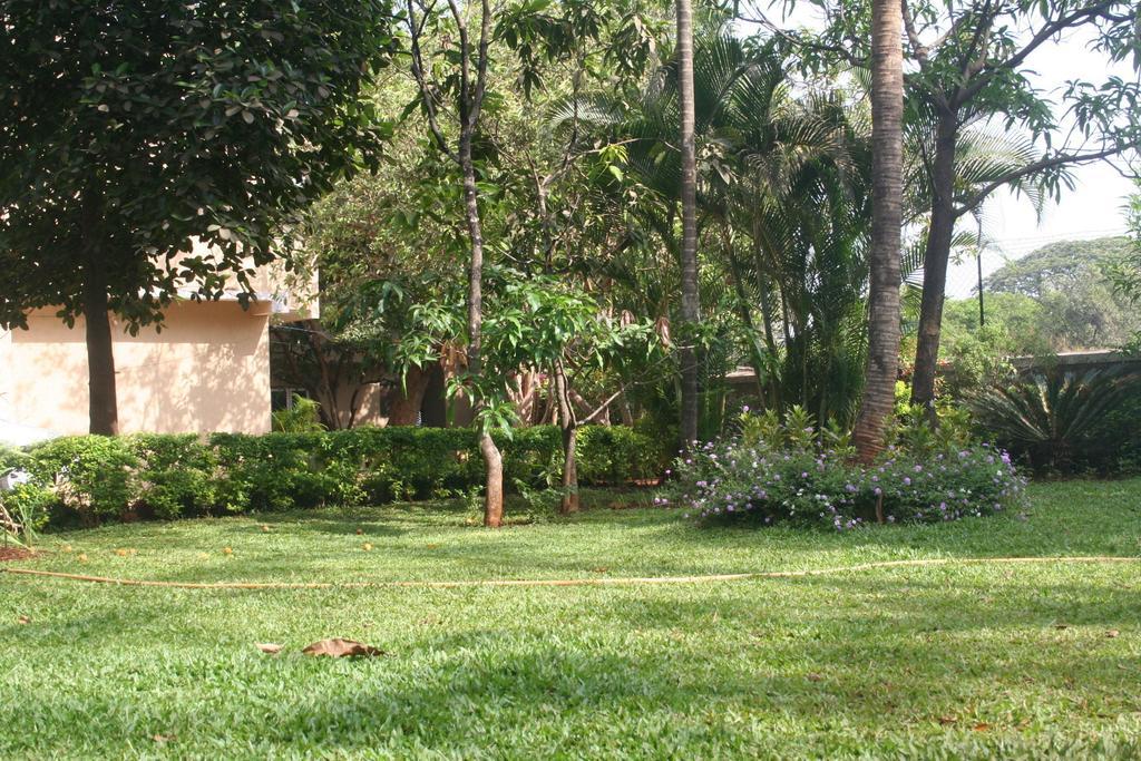 Hotel Ferreira Resort Lonavala Exterior foto